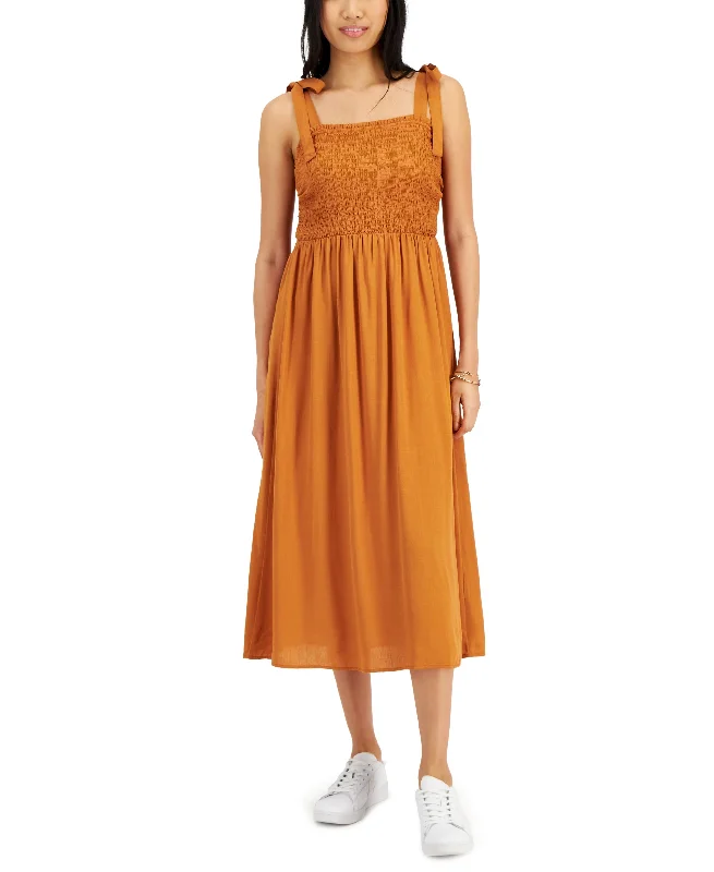 Juniors' Smocked Sleeveless Midi Dress Comfortable Fit-and-Flare Midi Dress