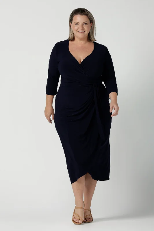 Robin Dress in Navy