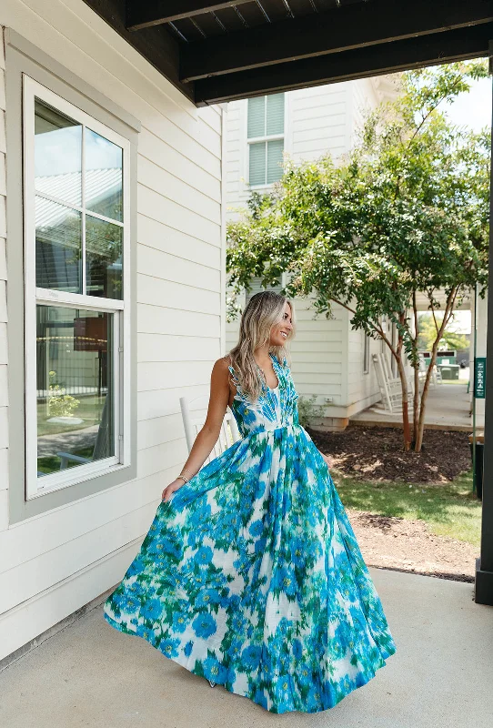 Josephine Maxi Dress - White/Blue Fashionable Printed Maxi Dress
